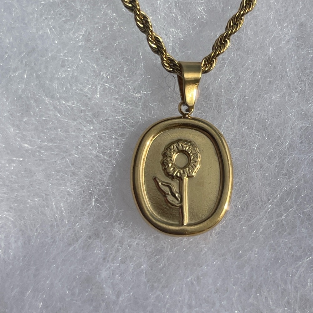 Aurora Gold Pendant Necklace 14k Gold plated 19” - Picture 6 of 10